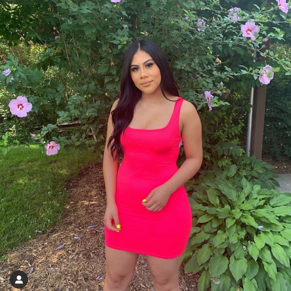 Stretchy mini dress